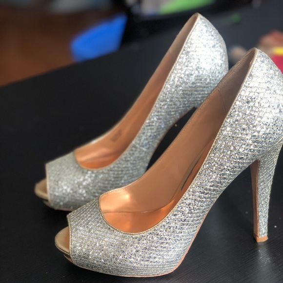 Gold Badgley Mischka size 8 - Picture 1 of 3